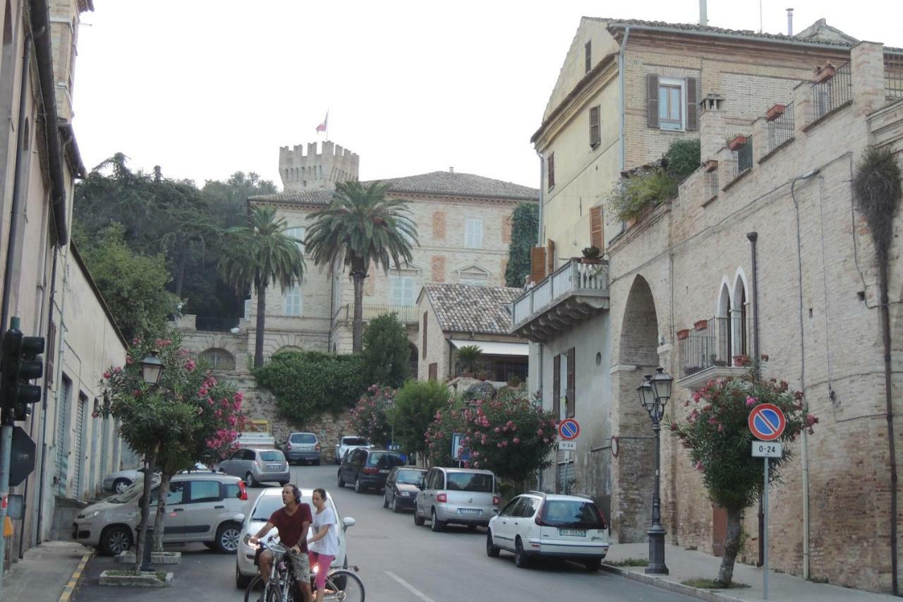 Interno 132 Porto San Giorgio Exterior foto